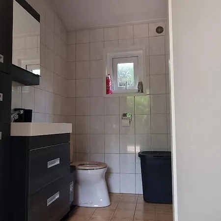 Fijn Chalet Met Grote Tuin Op De Veluwe * Epe