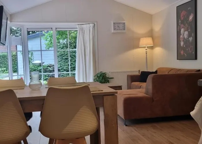 Fijn Chalet Met Grote Tuin Op De Veluwe Vakantiehuis